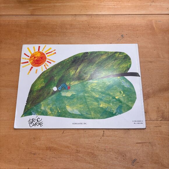 2 ERIC CARLE THE VERY HUNGY CATERPILLER & PANCAKES PANCAKE PAPERBACK - Picture 8 of 12